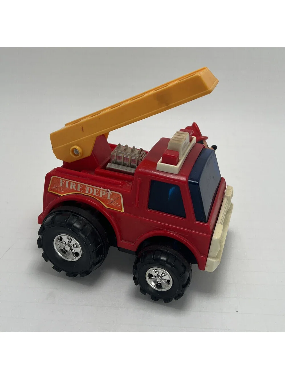 1980's Illco Walt Disney’s Mickey Mouse Gyro Powered Fire Truck Toy NIP